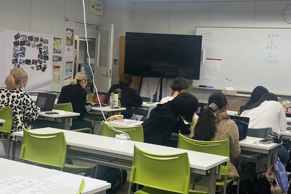 グラフィックデザイン学科の授業の様子